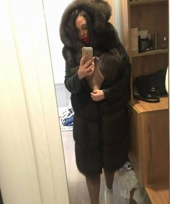 Со мной ты окунешься в мир наслаждения и безумного удовольствия. Мое тело - источник наслаждения, а мои услуги - вершина блаженства. 🌟 У меня нет границ, я изящно осуществлю все твои фантазии. 💋 Незабываемый эротический массаж, пикантные ролевые игры, острые экзотические позы - все это только для тебя. ✨ В Москве я обладаю опытом и знаю, что ты ищешь именно меня. Не упусти возможность познать меня лично. Отзывы подтверждают мою профессиональность. 🌹 Жду тебя для незабываемой встречи! 💕 Елена